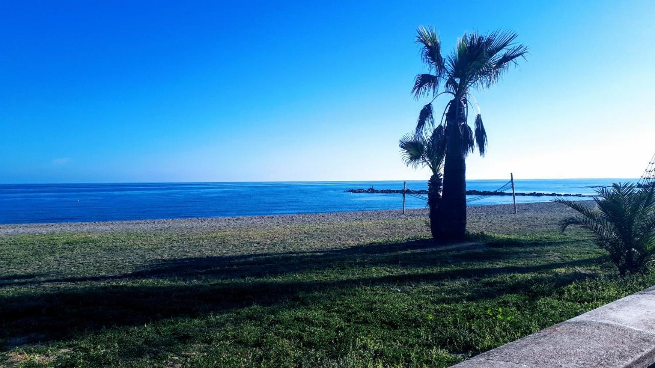 Apartamento 409 Marina Real Puerto De La Duquesa Playa Manilva Luaran gambar