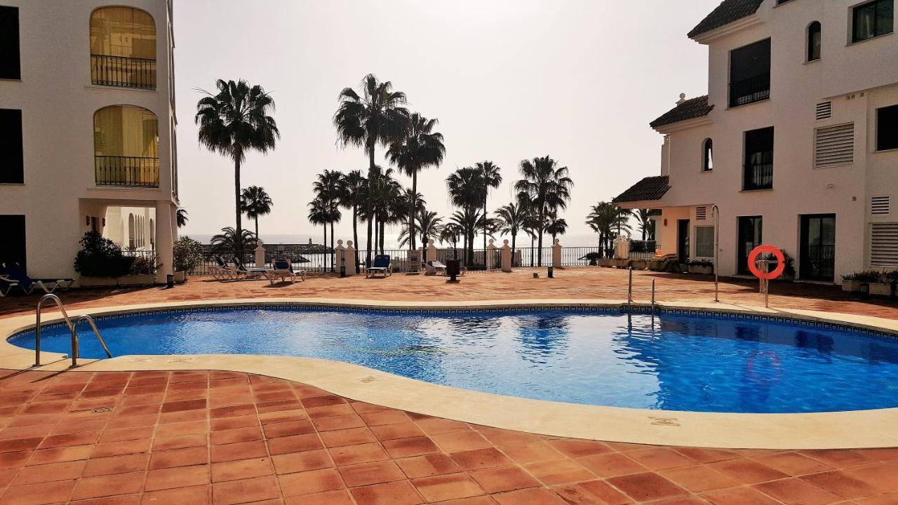 Apartamento 409 Marina Real Puerto De La Duquesa Playa Manilva Luaran gambar