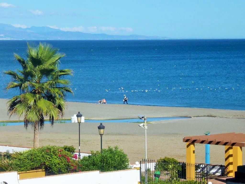 Apartamento 409 Marina Real Puerto De La Duquesa Playa Manilva Luaran gambar