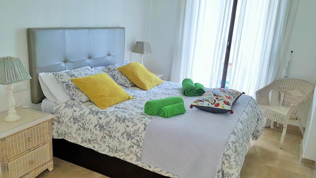 Apartamento 409 Marina Real Puerto De La Duquesa Playa Manilva Luaran gambar